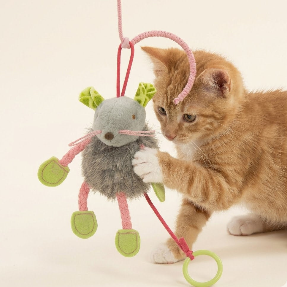 Junavex Interactive Bungee Mouse Plush Toy - Keeps Your Cat Active with Endless Bouncing, Pouncing, and Chasing Fun